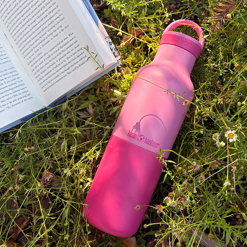 20oz-rise-classic-with-arch-loop-cap-u4 20oz_rise_classic_insulated_bottle_cashmere_rose_grass_book_square.jpg
