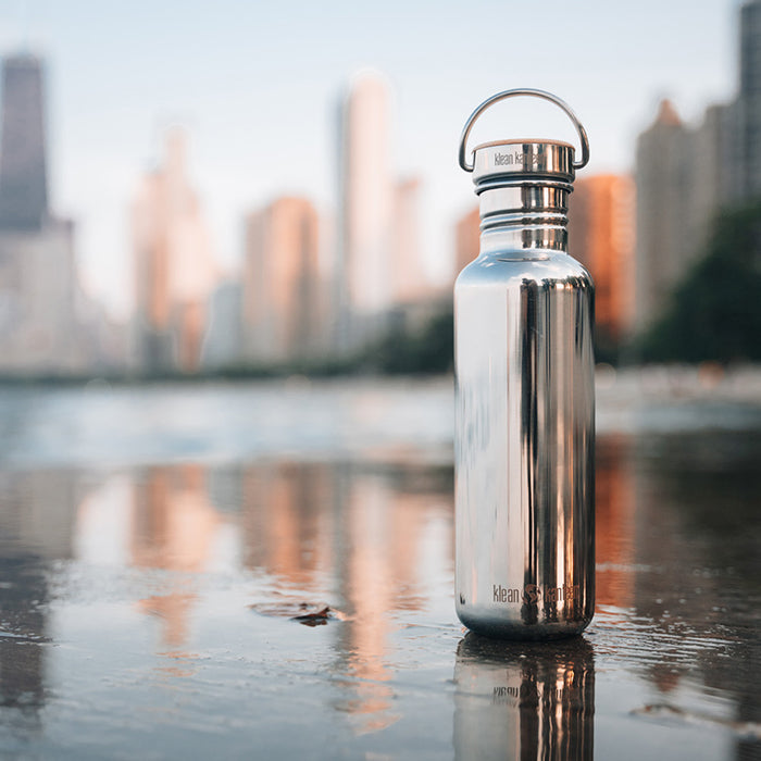 27oz-reflect-with-bamboo-cap-c9 K27SSLRF-MS-BAMBOO_reflecttion_bottle_lifestyle.jpg