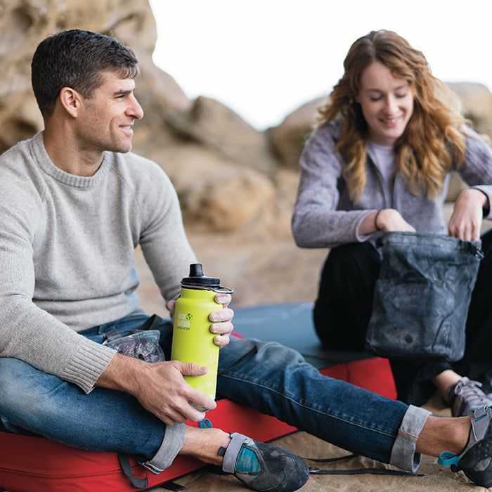 tkwide-chug-cap-q0 K32TKWSSL-JP-chug_cap_bouldering_lifestyle.jpg