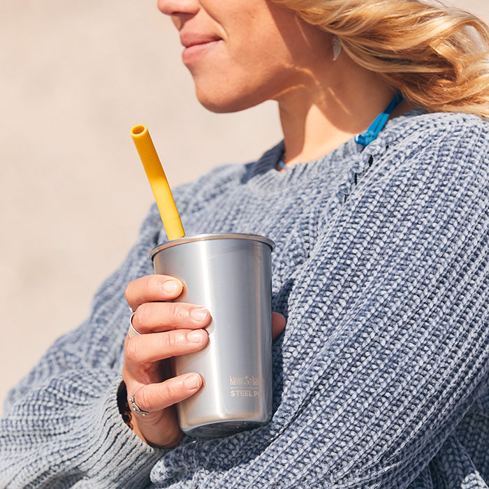 straw-4-pack-l5 recycled_steel_straw_pint_sun_lifestyle.jpg