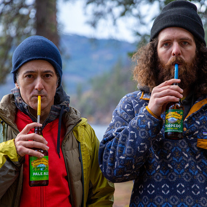 straw-4-pack-l5 recycled_steel_straws_beers_dudes_lifestyle.jpg