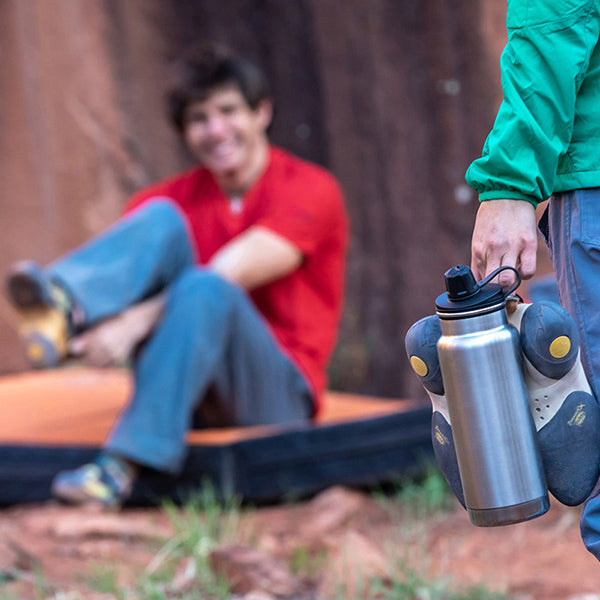 32oz-tkwide-with-chug-cap-i0 tkwide_32oz_chug_rockclimbers_square.jpg